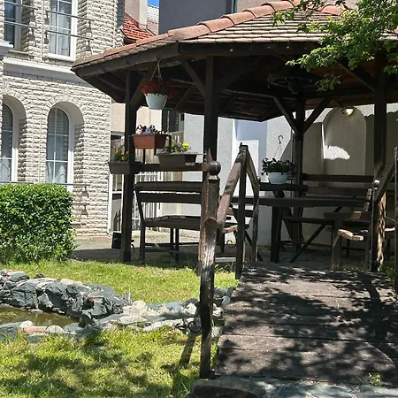 Апартаменты Apartvilla Art Of Living Luxury Suite