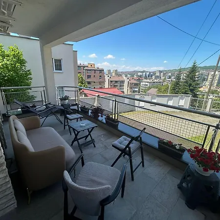 Art Of Living Luxury - With Garage Apartman *